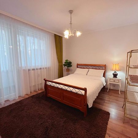 Niran Apartament Oradea Εξωτερικό φωτογραφία