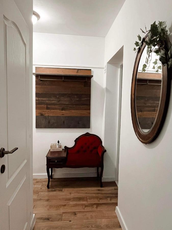 Niran Apartament Oradea Εξωτερικό φωτογραφία