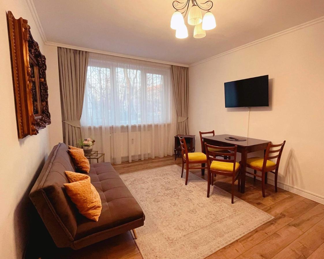 Niran Apartament Oradea Εξωτερικό φωτογραφία