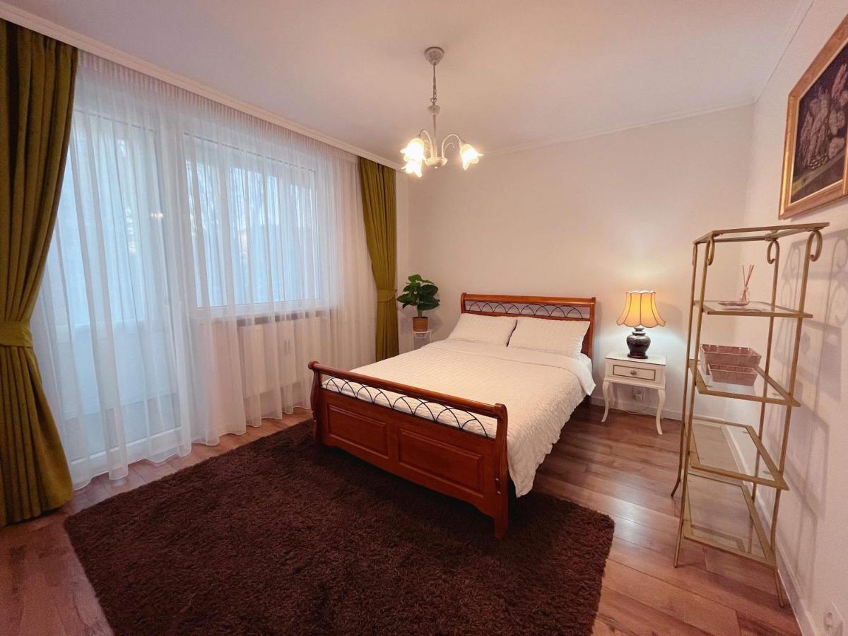 Niran Apartament Oradea Εξωτερικό φωτογραφία